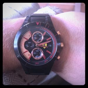 Red rev Ferrari watch